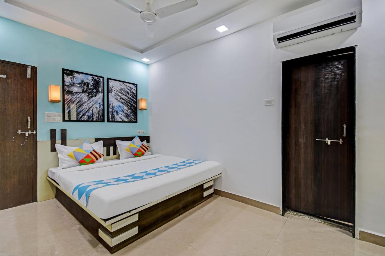 Oyo Home 78047 Alluring Stay Pimpri Pimpri-Chinchwad Екстериор снимка