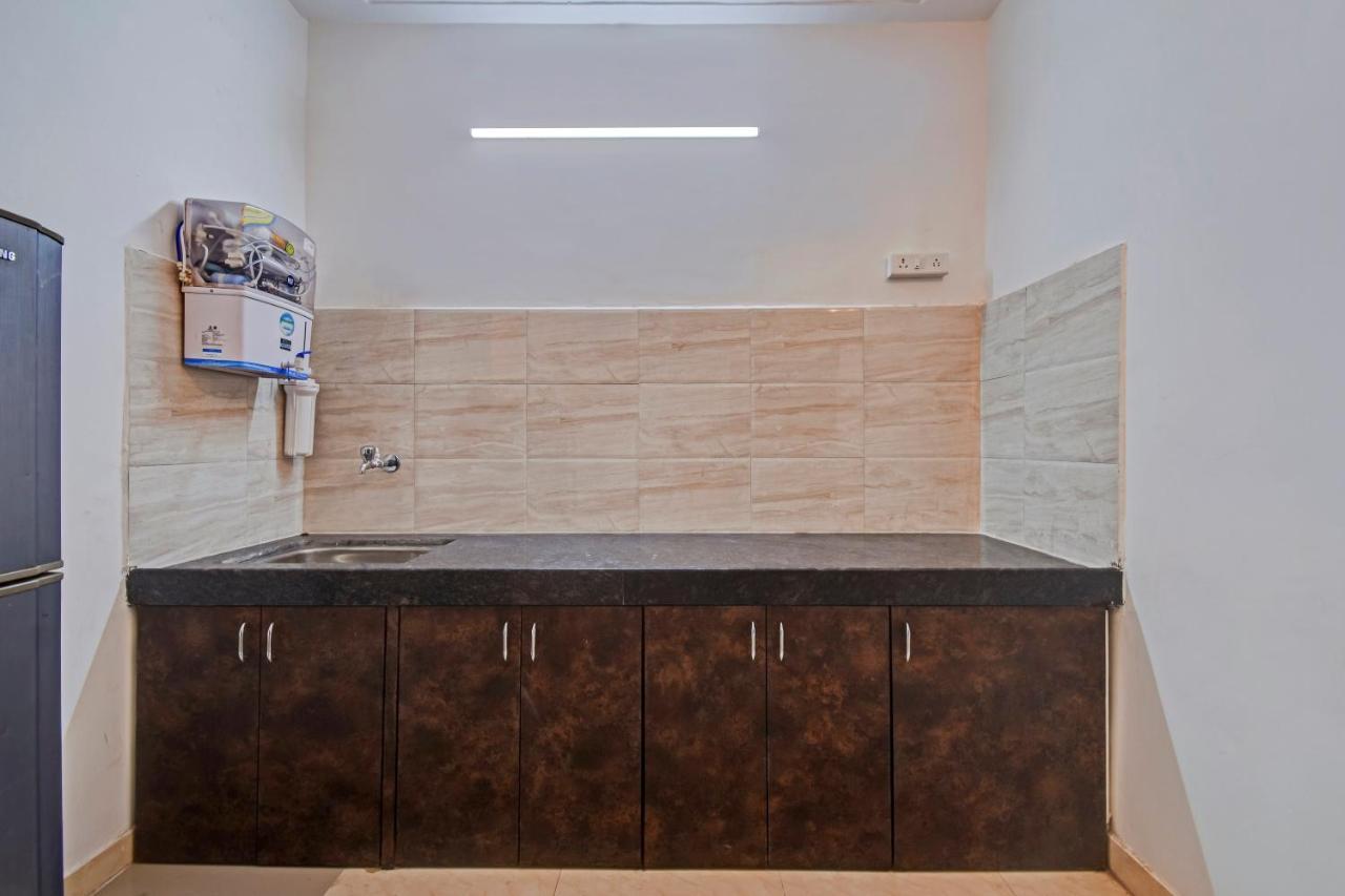 Oyo Home 78047 Alluring Stay Pimpri Pimpri-Chinchwad Екстериор снимка