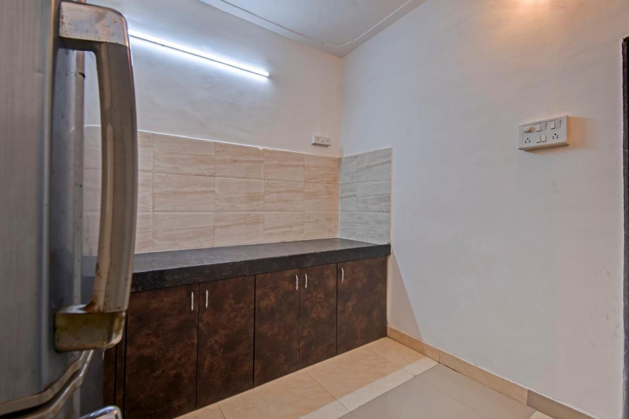 Oyo Home 78047 Alluring Stay Pimpri Pimpri-Chinchwad Екстериор снимка